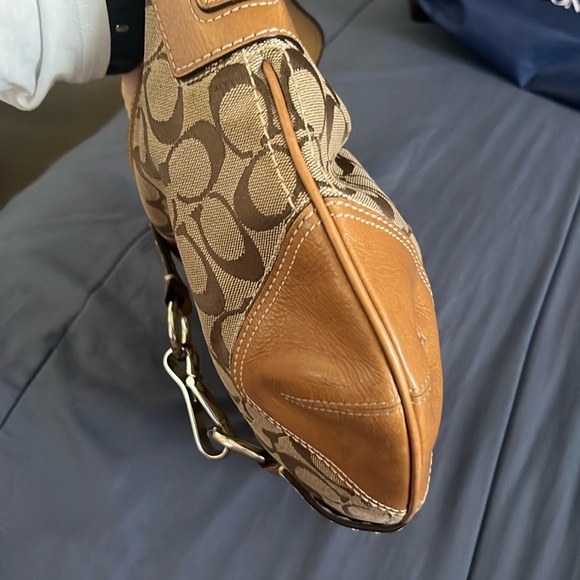 COACH Large Leather Hampton Signature Jacquard Clip Hobo Shoulderbag Brown - EUC - Picture 8 of 16